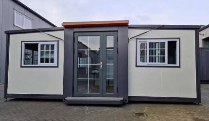 CONTENEUR MOBILE TINY HOUSE DELUXE – 2023