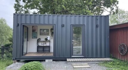 CONTENEUR MINI-MAISON DE 15 M² CLÉ EN MAIN